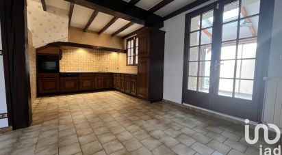 House 6 rooms of 141 m² in Sarcy (51170)