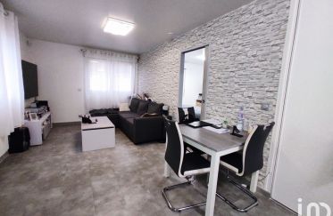 Apartment 2 rooms of 40 m² in Favières (77220)