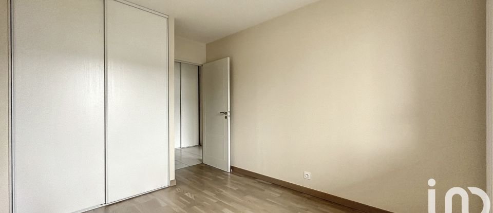 Apartment 3 rooms of 63 m² in Annecy (74000)