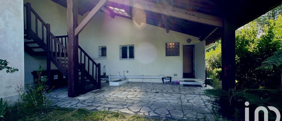 Maison traditionnelle 4 pièces de 102 m² à Andernos-les-Bains (33510)
