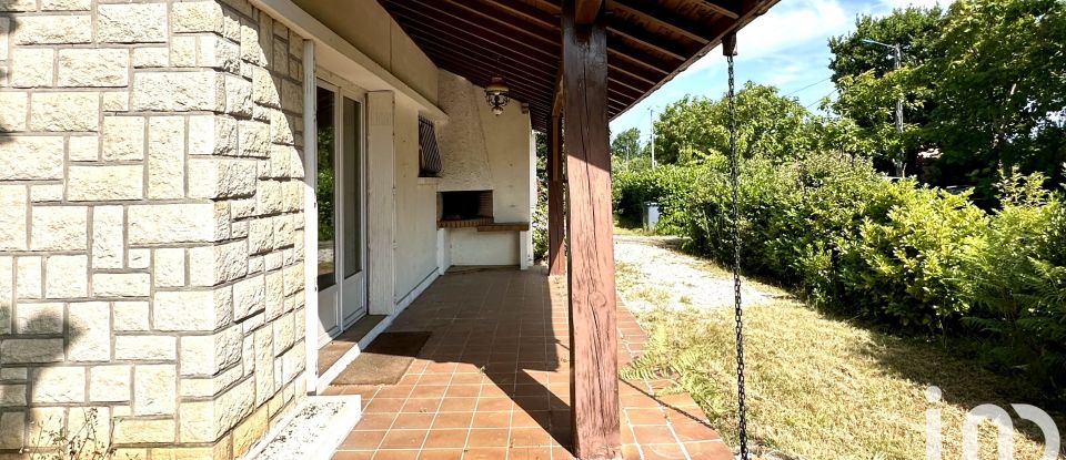 Traditional house 4 rooms of 102 m² in Andernos-les-Bains (33510)