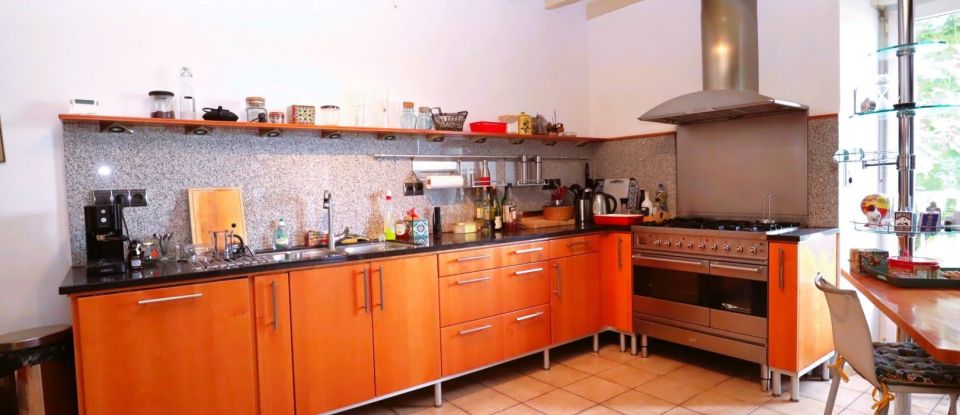 House 10 rooms of 318 m² in Demangevelle (70210)