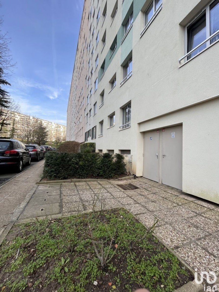 Appartement 3 pièces de 50 m² à Fresnes (94260)