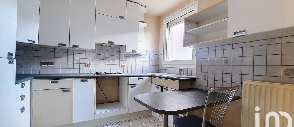 Appartement 2 pièces de 48 m² à Villemomble (93250)