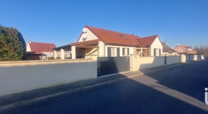 House 6 rooms of 140 m² in Oissery (77178)