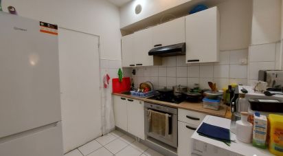 Appartement 3 pièces de 49 m² à Lille (59000)