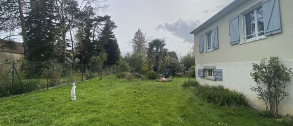 House 5 rooms of 79 m² in Villethierry (89140)