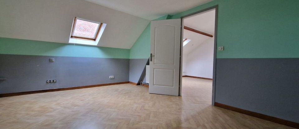 Maison 5 pièces de 114 m² à Versigny (02800)