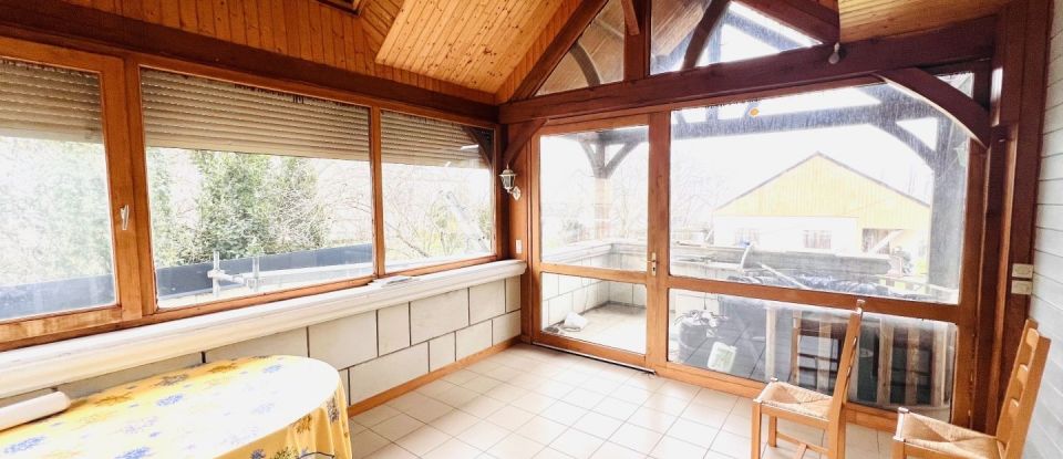 House 6 rooms of 124 m² in Longué-Jumelles (49160)