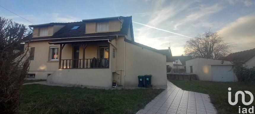 House 6 rooms of 115 m² in Soisy-sous-Montmorency (95230)