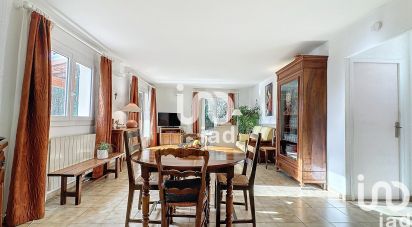 Maison 7 pièces de 135 m² à Carnoux-en-Provence (13470)