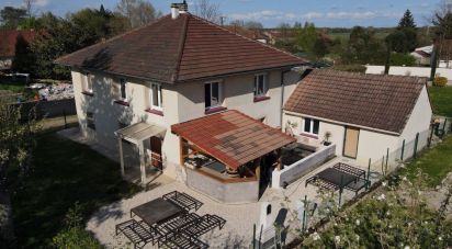 House 7 rooms of 144 m² in Sennecey-le-Grand (71240)