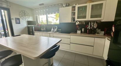 House 5 rooms of 135 m² in Agde (34300)