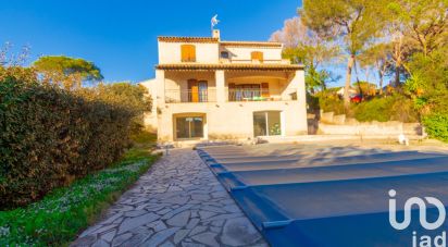 Traditional house 8 rooms of 178 m² in Puget-sur-Argens (83480)