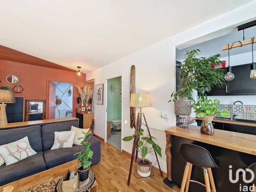 Appartement 2 pièces de 45 m² à Saint-Denis (93210)
