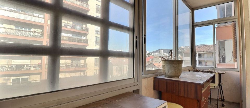 Appartement 3 pièces de 53 m² à Marseille (13009)