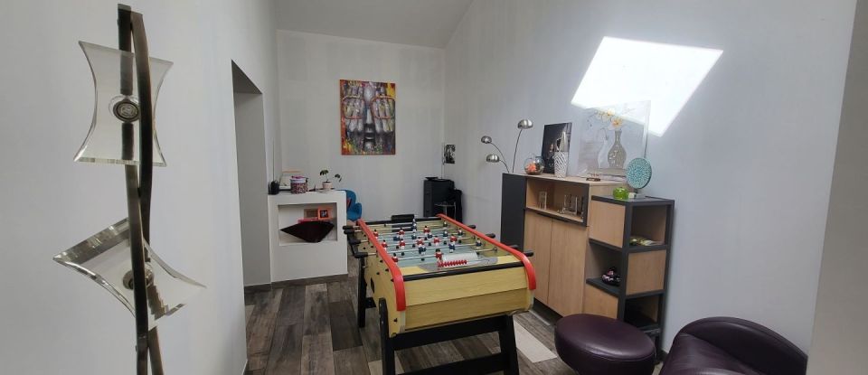 House 6 rooms of 151 m² in Rives de l'Yon (85310)