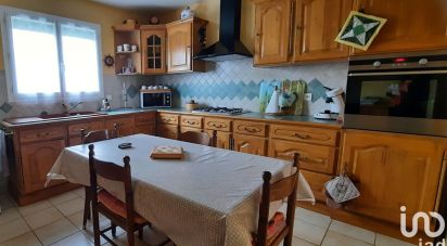 House 3 rooms of 103 m² in Saint-Just-Luzac (17320)