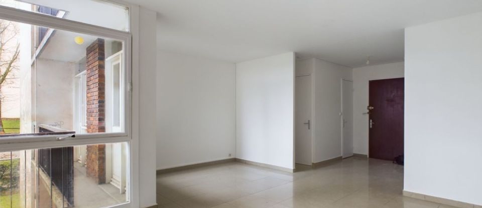Apartment 5 rooms of 93 m² in Boussy-Saint-Antoine (91800)