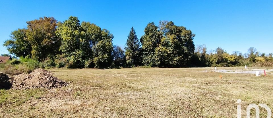 Land of 579 m² in Meillon (64510)