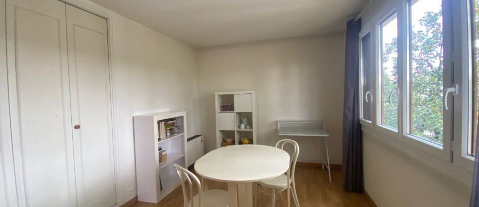 Appartement 3 pièces de 85 m² à Livry-Gargan (93190)