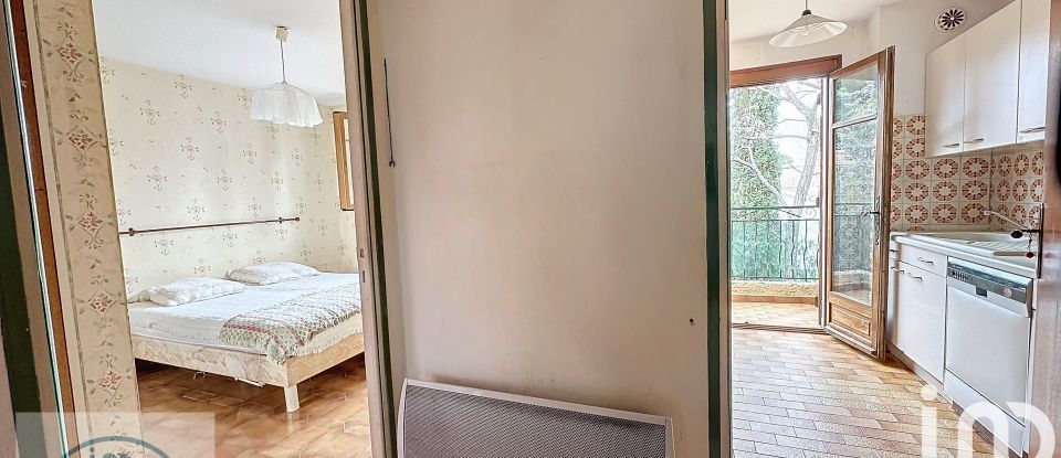 Apartment 4 rooms of 89 m² in Saint-Cyr-sur-Mer (83270)