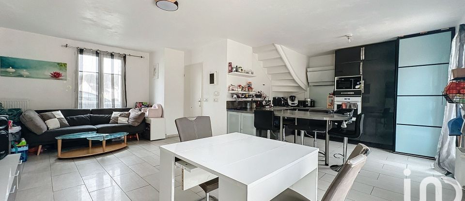 Maison traditionnelle 4 pièces de 80 m² à Leuville-sur-Orge (91310)