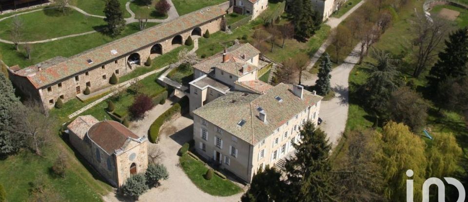 Estate 40 rooms of 1,500 m² in Saint-Julien-Molin-Molette (42220)