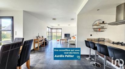 House 7 rooms of 180 m² in Bourgbarré (35230)