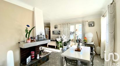 House 4 rooms of 107 m² in Six-Fours-les-Plages (83140)