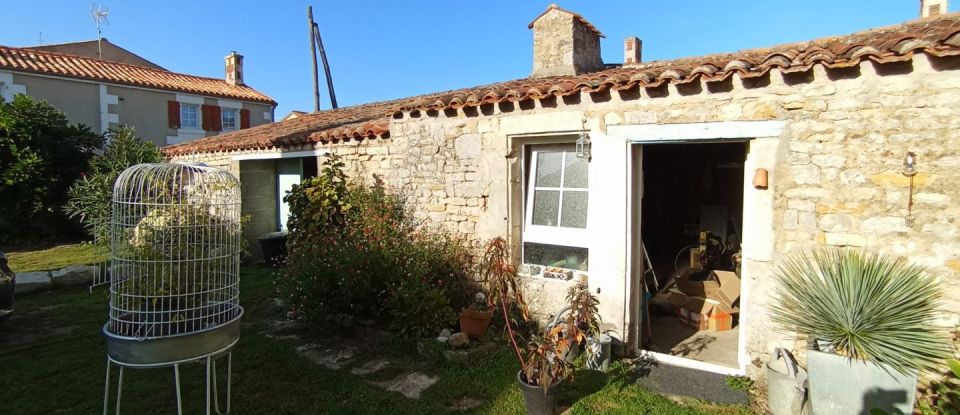 House 5 rooms of 107 m² in Le Mazeau (85420)