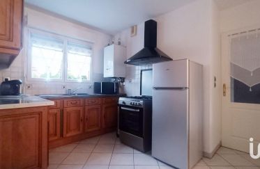 House 4 rooms of 90 m² in Armentières (59280)