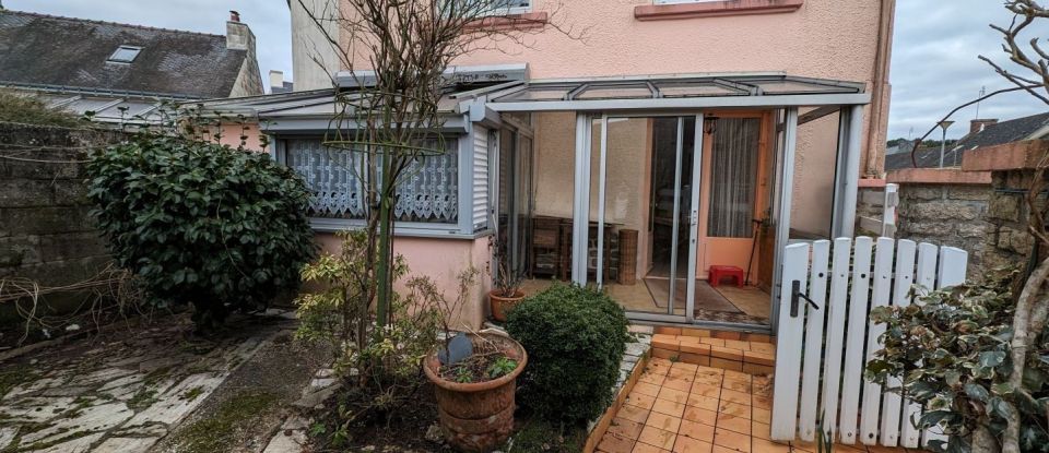Village house 4 rooms of 67 m² in Le Croisty (56540)
