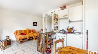 Apartment 1 room of 25 m² in MONTFAVET (84140)