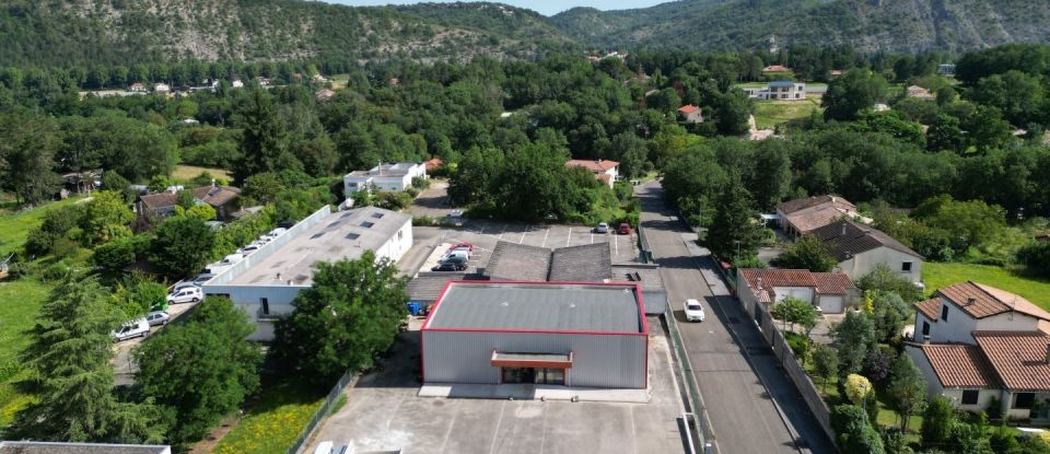 Retail property of 220 m² in Cahors (46000)