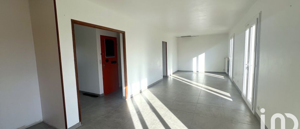 Pavilion 6 rooms of 115 m² in Venoy (89290)