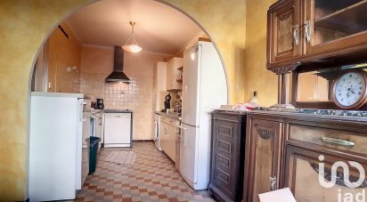 Village house 14 rooms of 204 m² in Garéoult (83136)