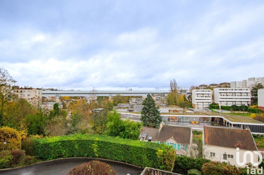 Appartement 4 pièces de 76 m² à Saint-Germain-en-Laye (78100)