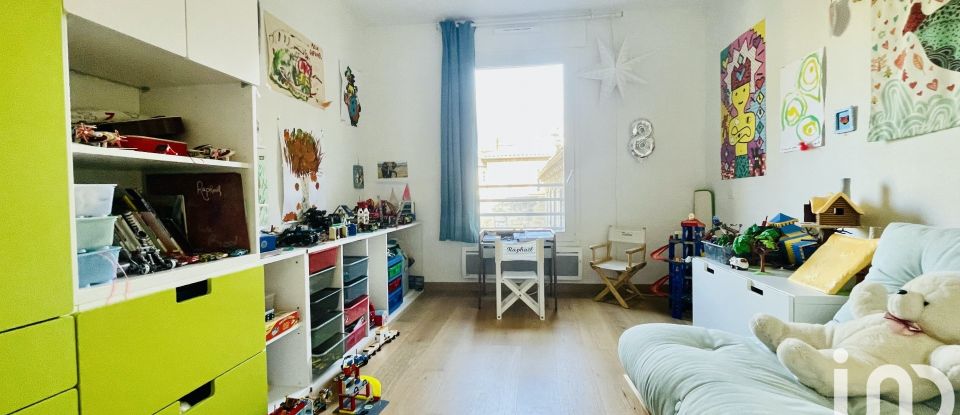 Apartment 5 rooms of 110 m² in Avignon (84000)