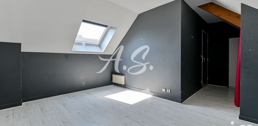 Apartment 4 rooms of 98 m² in Antony (92160)