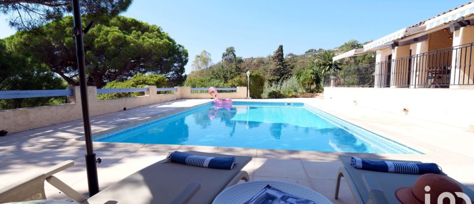 House 6 rooms of 165 m² in Sainte-Maxime (83120)