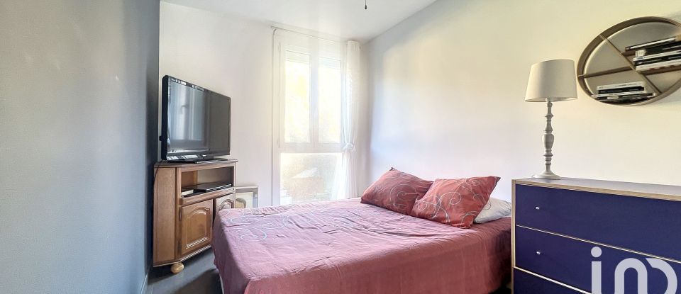 Appartement 3 pièces de 63 m² à Marseille (13007)