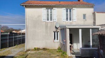 House 6 rooms of 98 m² in La Plaine-sur-Mer (44770)