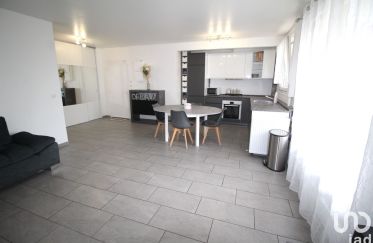 Apartment 3 rooms of 65 m² in Chilly-Mazarin (91380)