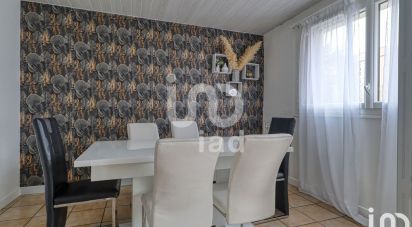 Apartment 3 rooms of 77 m² in Évry (91000)