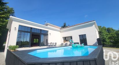 House 8 rooms of 310 m² in Rezé (44400)