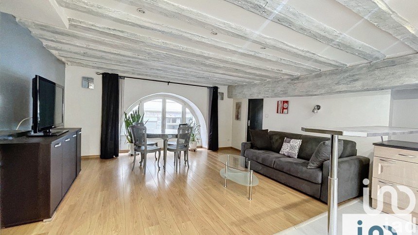 Appartement 3 pièces de 71 m² à Lyon (69002)