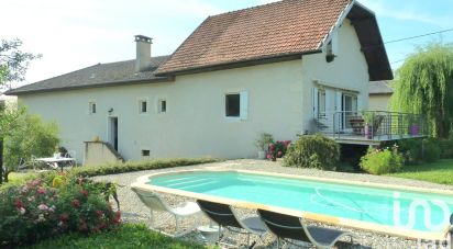 House 6 rooms of 157 m² in Parves-et-Nattages (01300)