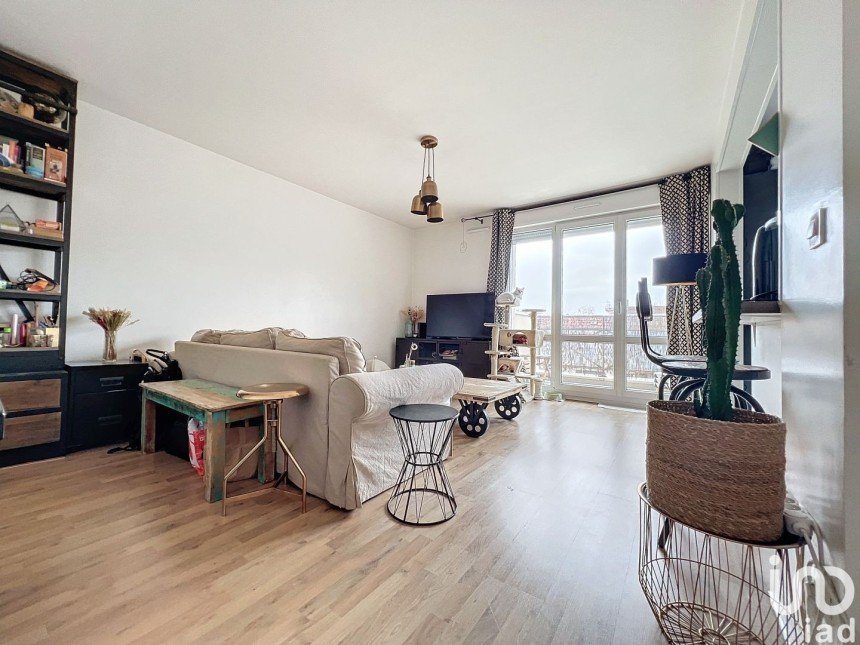 Appartement 2 pièces de 49 m² à Savigny-sur-Orge (91600)