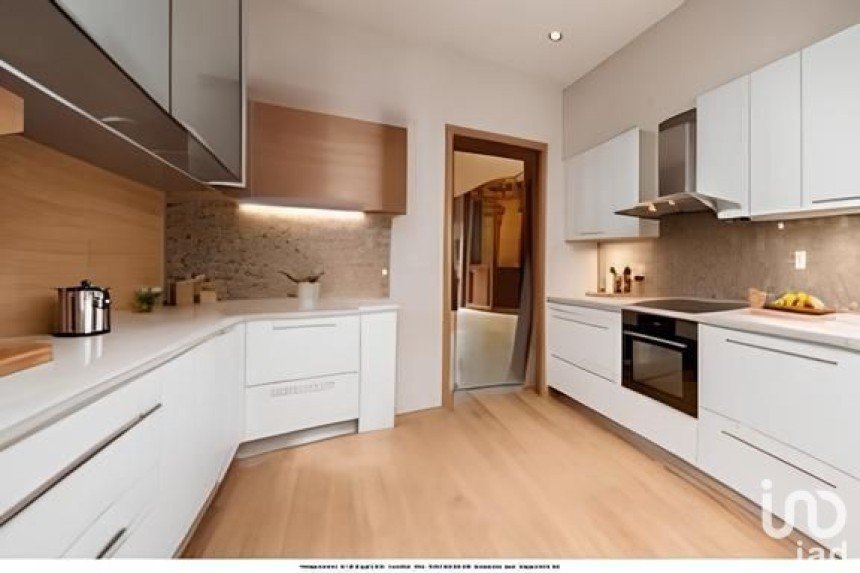Maison 6 pièces de 85 m² à Libourne (33500)